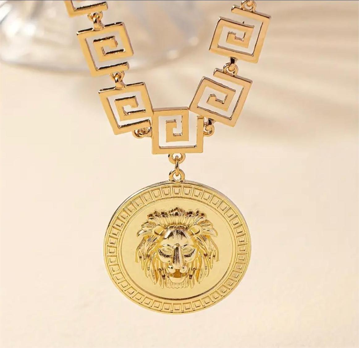 Geometric Lion Head Pendant Necklace